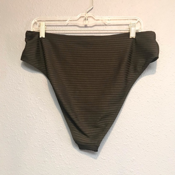 Donate 2/24 Top Shop basic black bikini bottoms 14 NWT - Picture 1 of 5